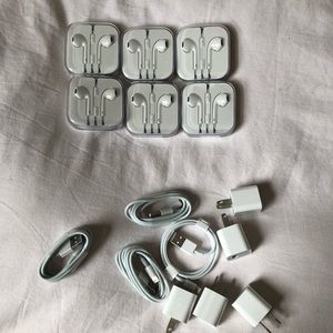 AUTHENTIC NEW Apple earphones